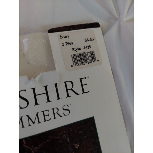 Vintage Berkshire Shimmers Ultra Sheer Control Top Pantyhose, IVORY Size 2/Plus - Picture 3 of 10